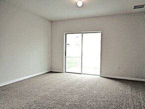 10927 Carlton Fields Dr in Riverview, FL - Foto de edificio - Building Photo