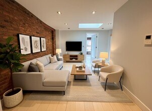 120 Mulberry St, Unit 8 in New York, NY - Building Photo - Building Photo