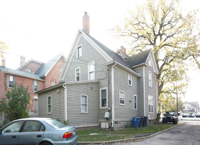 U of M Student Housing in Ann Arbor, MI - Building Photo - Building Photo