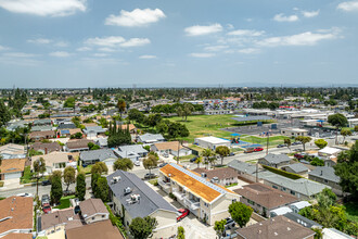 11632-1163 205th St in Lakewood, CA - Building Photo - Building Photo