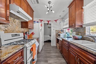 5168 Tipton St in San Diego, CA - Building Photo - Building Photo