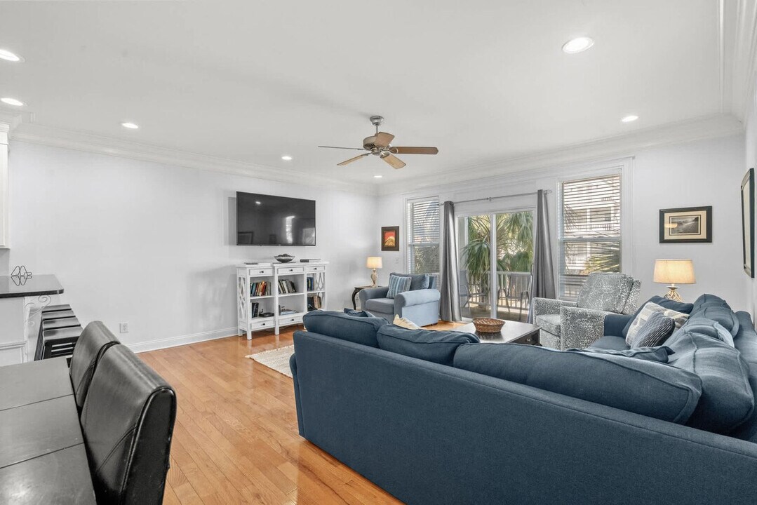 115a 7th Ave S in Surfside Beach, SC - Building Photo