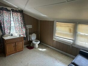 82 E Hampton St in Denmark, SC - Building Photo - Building Photo