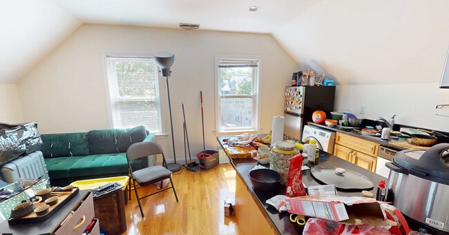 172 Fuller St, Unit 3 in Brookline, MA - Building Photo - Building Photo