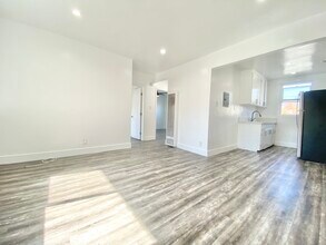 4070 Venice Blvd. in Los Angeles, CA - Building Photo - Building Photo