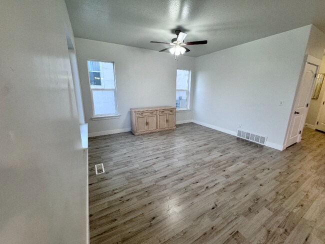 16371 S 1500 W in Riverton, UT - Building Photo - Building Photo