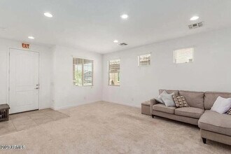 3741 S 64th Dr in Phoenix, AZ - Building Photo - Building Photo