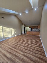 463 Whalley Ave, Unit L in New Haven, CT - Building Photo