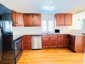 2505 Edgewood Ave in Rotterdam, NY - Building Photo - Building Photo