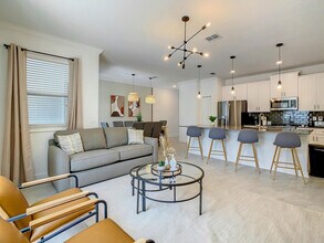 2573 Reading Trail in Kissimmee, FL - Building Photo - Building Photo