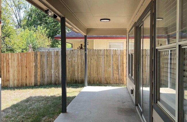 2221 Jasmine Path in Round Rock, TX - Building Photo - Building Photo