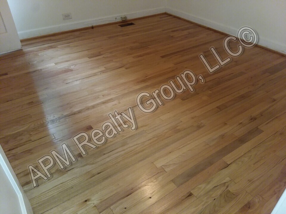 513 Howard St in Columbia, SC - Building Photo