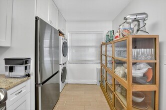 3581 S Ocean Blvd in South Palm Beach, FL - Building Photo - Building Photo