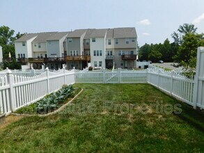 8197 Belton Cir in Mechanicsville, VA - Building Photo - Building Photo