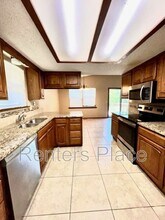 6913 E 97th St in Tulsa, OK - Building Photo - Building Photo