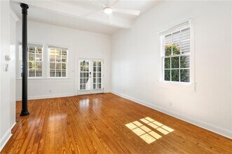 1364 Constance St in New Orleans, LA - Foto de edificio - Building Photo