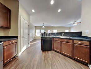 3048 Adventure Way in Ladson, SC - Building Photo - Building Photo