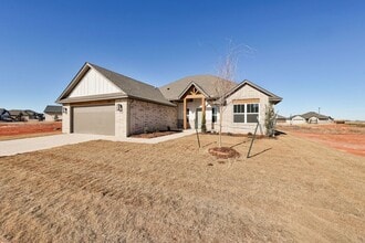 200 Firethorn Wy in Noble, OK - Building Photo - Building Photo