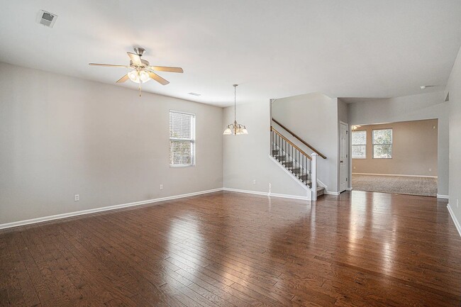 239 Clayburne Dr in Goose Creek, SC - Foto de edificio - Building Photo