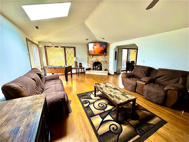 property at 2530 N 74th Ave