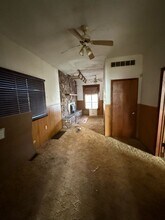 989 W Packard St in Decatur, IL - Foto de edificio - Building Photo