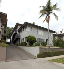 1656-1690 Huntington Dr in South Pasadena, CA - Building Photo - Building Photo