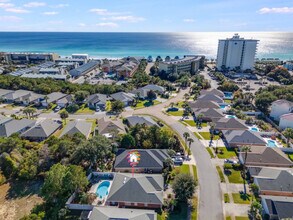 135 Secret Harbor Dr in Miramar Beach, FL - Building Photo - Building Photo