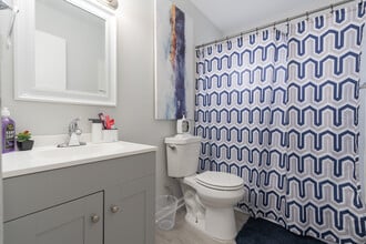 Carpenter Apartments in Louisville, KY - Foto de edificio - Interior Photo
