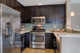 33 Rogers St in Cambridge, MA - Foto de edificio - Building Photo