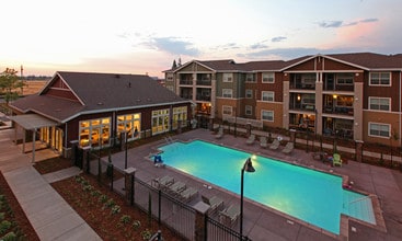 Willow Oak Villas in Chico, CA - Foto de edificio - Building Photo