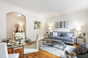 60 Sutherland Rd, Unit #1 in Boston, MA - Building Photo