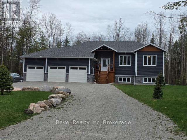 719-717 CONCESSION Rd in Penetanguishene, ON - Building Photo