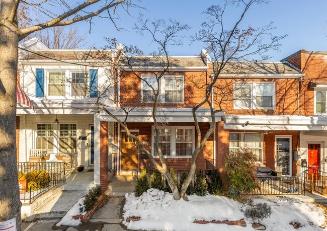 property at 2205 Observatory Pl NW