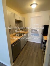 5614 Meadow Ln in South Ogden, UT - Building Photo - Building Photo