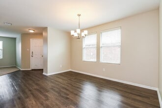 636 Horn St in Crowley, TX - Building Photo - Building Photo