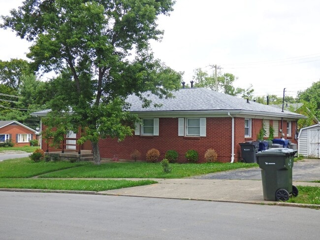 property at 170-172 Delmont Dr