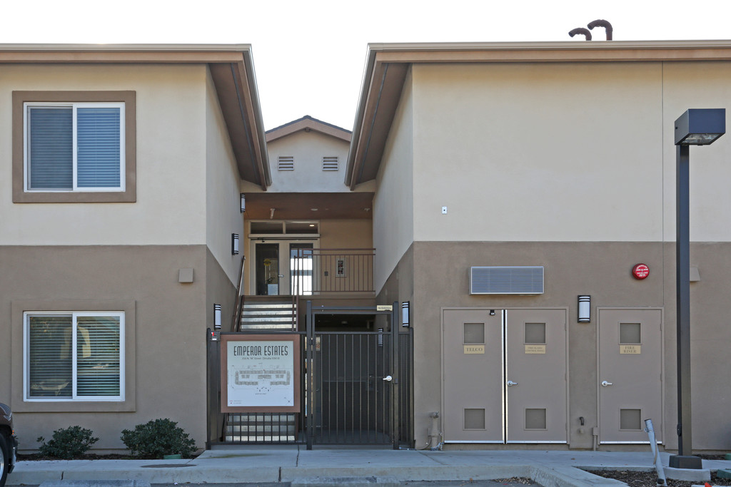 Emperor Estates Apartments Dinuba, CA Apartments For Rent