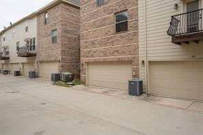 2500 Rockbrook Dr, Unit 41 in Lewisville, TX - Building Photo - Building Photo