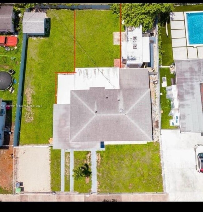 property at 9915 Nicaragua Dr