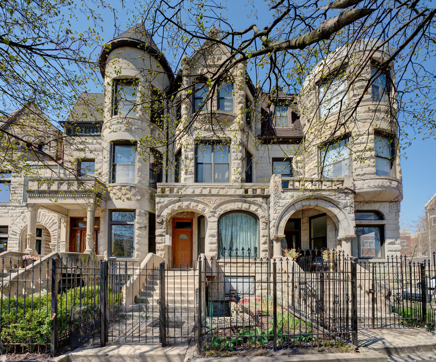 4202 S Drexel Blvd in Chicago, IL - Foto de edificio