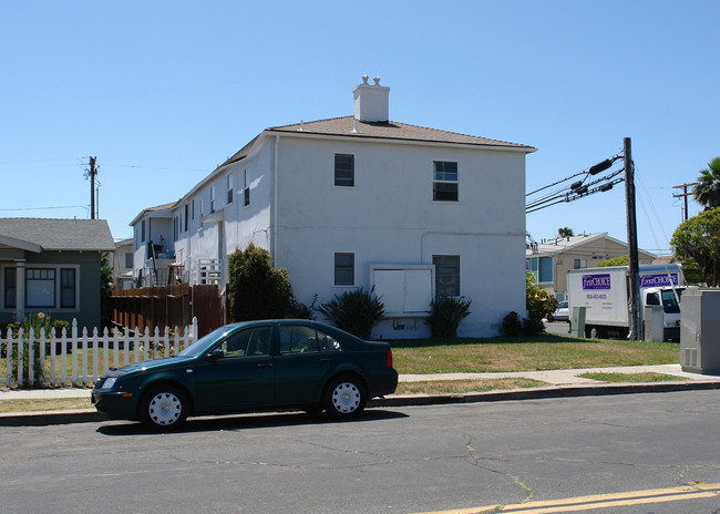 3131-3145 Meade Ave in San Diego, CA - Building Photo - Building Photo