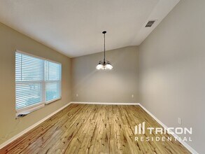 11464 Exmore St in Spring Hill, FL - Building Photo - Building Photo