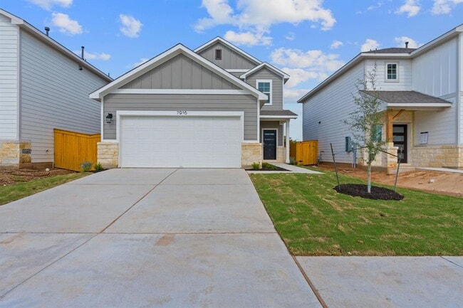 7916 Andravida Dr in Austin, TX - Building Photo - Building Photo