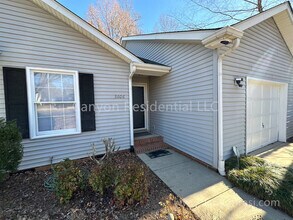 5606 Green Apple Dr in Greensboro, NC - Building Photo - Building Photo