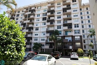777 S Federal Hwy in Pompano Beach, FL - Building Photo - Building Photo