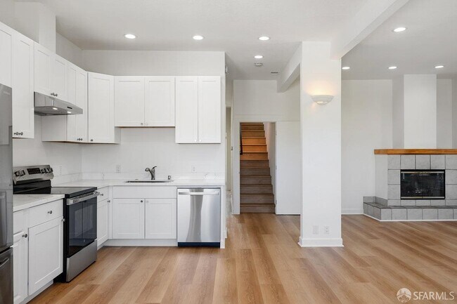 594 Vermont St in San Francisco, CA - Building Photo - Building Photo