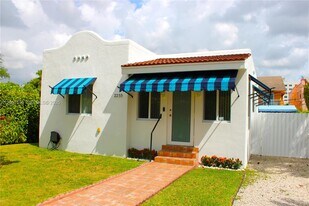 2253 SW 10th St in Miami, FL - Building Photo