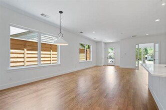 5539 Longview St in Dallas, TX - Building Photo - Building Photo