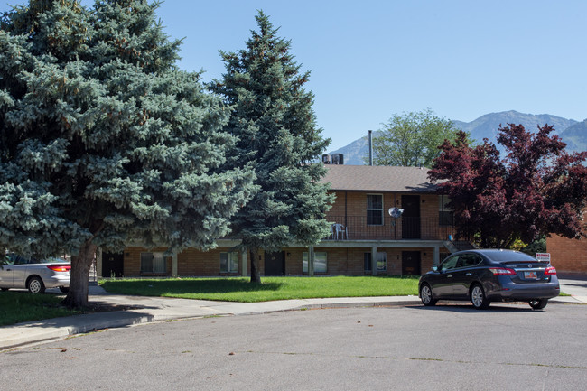 4-Plex in Provo, UT - Building Photo - Building Photo