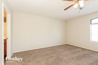 8423 S Egyptian Dr in Tucson, AZ - Building Photo - Building Photo